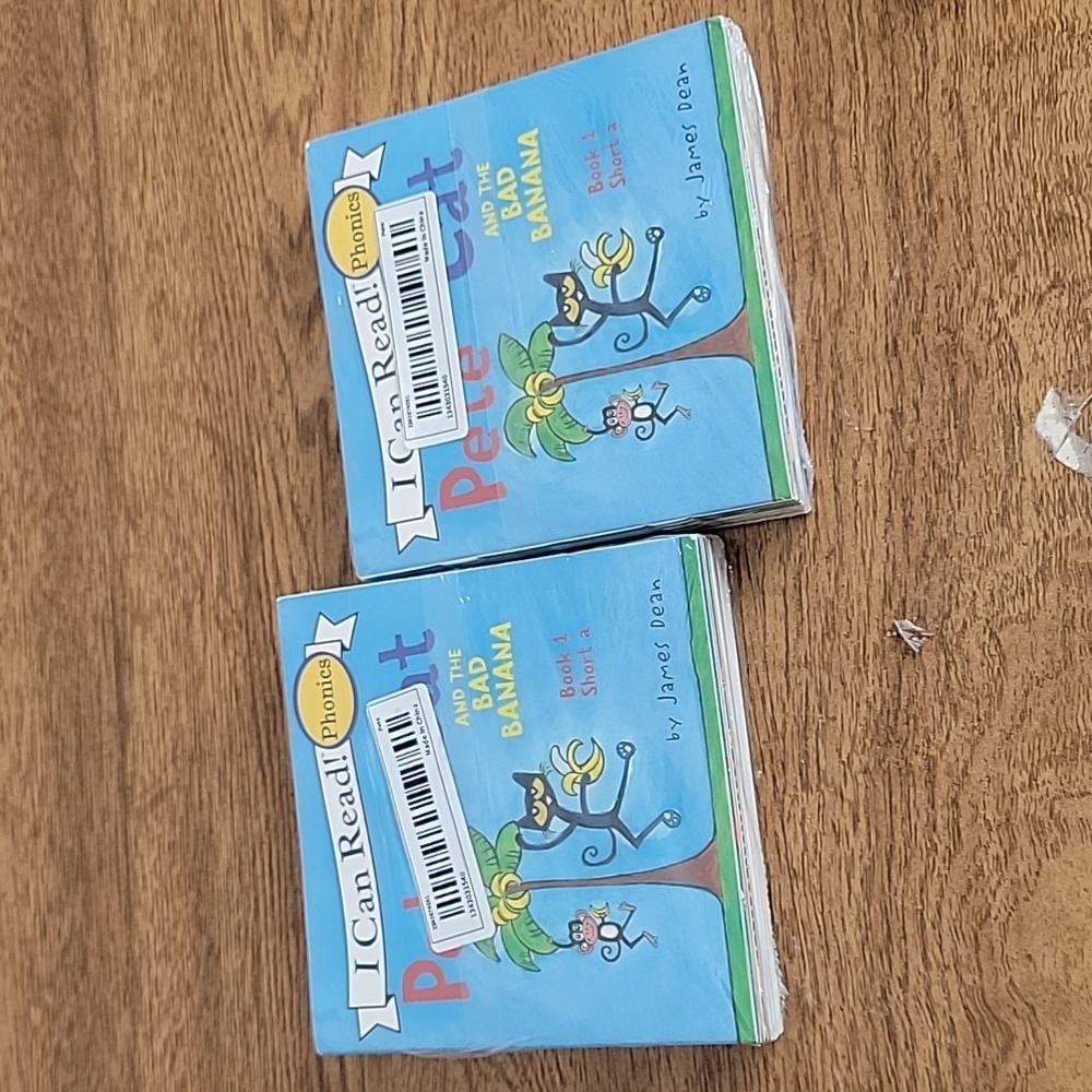 I can read books. There is 2 packs of the same thing.
